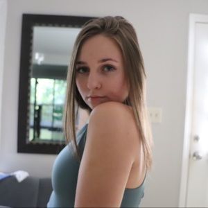 Meet your Posher, Lilly